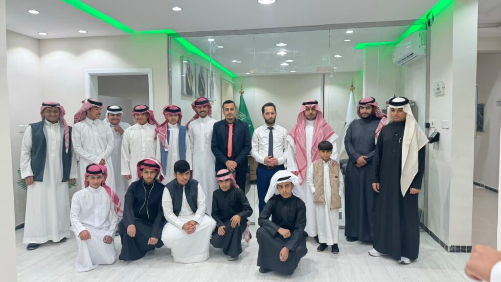 Visit of Altatweer Al-Ilmi School Students to Tharawat Institute for Mining Resources